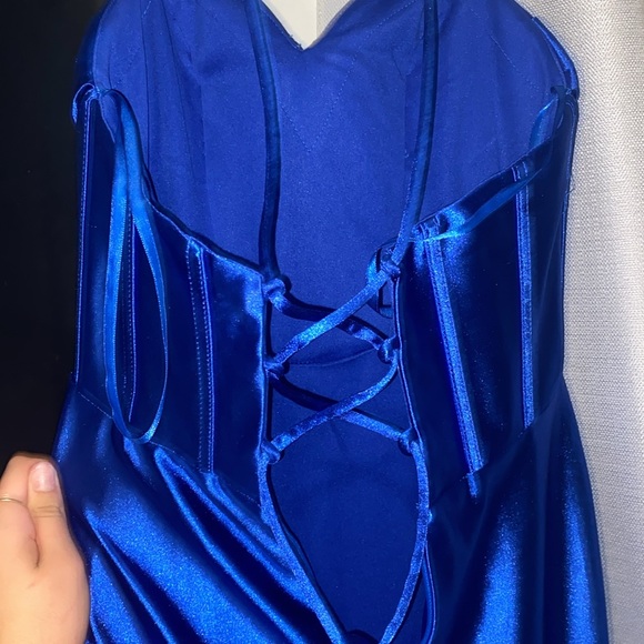 Dress from Zapaka, size 4, corset top, and a knee high slit. - Picture 3 of 3